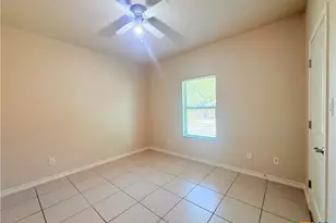 2311 Lincoln St, Seguin, TX 78155 - Photo 11