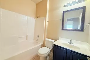 2311 Lincoln St, Seguin, TX 78155 - Photo 9