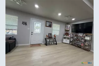 308 Nash Street, Cuero, TX 77954 - Photo 5
