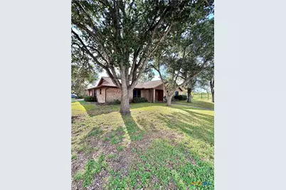149 Spyglass Hill St, Port Lavaca, TX 77979 - Photo 1