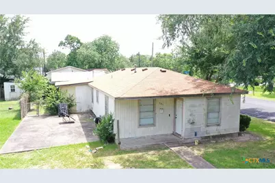 701 E Hiller Street, Victoria, TX 77901 - Photo 5