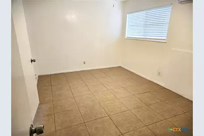608 Harbour Avenue, Killeen, TX 76541 - Photo 5
