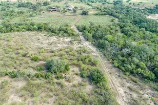 1116 Earl Williams Rd, Yorktown, TX 77954 - Photo 7