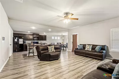 4504 Molly Dyer Drive, Killeen, TX 76549 - Photo 5