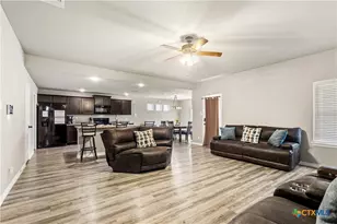 4504 Molly Dyer Dr, Killeen, TX 76549 - Photo 5