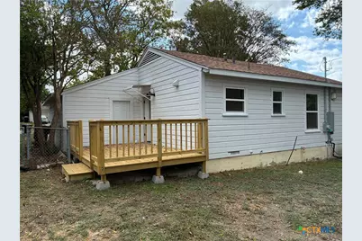 1914 South 7th Street, Temple, TX 76504 - Photo 9