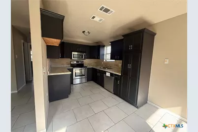 218 Spur Drive, Copperas Cove, TX 76522 - Photo 9