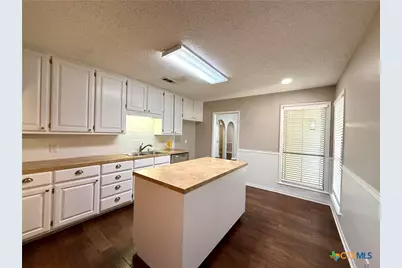 309 Taos Drive, Victoria, TX 77904 - Photo 7