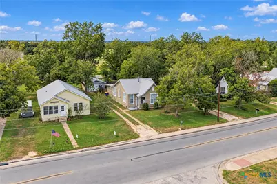 1231 N Saint Joseph Street, Gonzales, TX 78629 - Photo 27