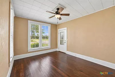 1231 N Saint Joseph Street, Gonzales, TX 78629 - Photo 11