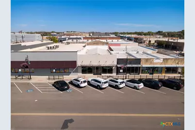 327 E Avenue D, Killeen, TX 76541 - Photo 9
