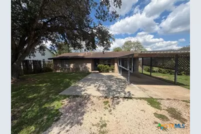 615 Avenue C, Yorktown, TX 78164 - Photo 1