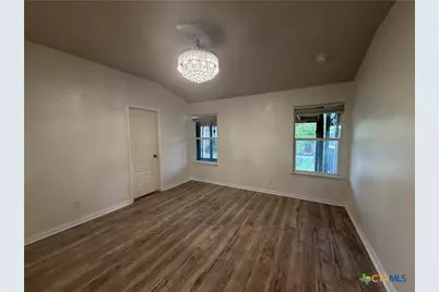 2293 Falcon Way, New Braunfels, TX 78130 - Photo 13