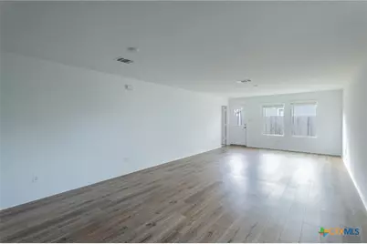 577 Rancho Del Cielo Loop, Georgetown, TX 76537 - Photo 5