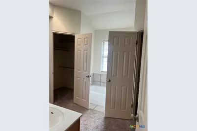 2154 Keystone Drive, New Braunfels, TX 78130 - Photo 11