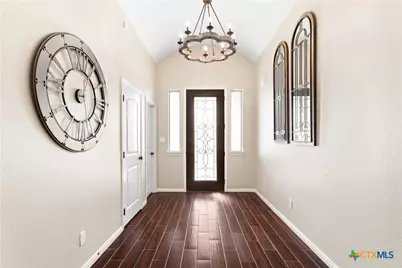 512 Windy Way Drive, Victoria, TX 77904 - Photo 5