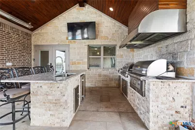 512 Windy Way Drive, Victoria, TX 77904 - Photo 33