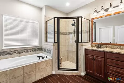 512 Windy Way Drive, Victoria, TX 77904 - Photo 21