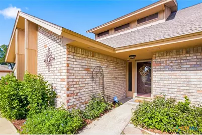 102 Laguna Drive, Victoria, TX 77904 - Photo 3