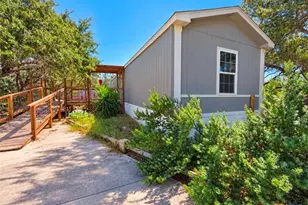 1534 San Antonio St, Rockport, TX 78382 - Photo 5