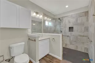 1452 Lakeview Dr, Canyon Lake, TX 78133 - Photo 15
