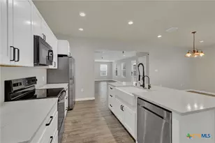 1452 Lakeview Dr, Canyon Lake, TX 78133 - Photo 9