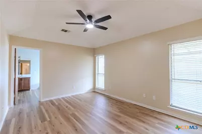 114 Bridle Lane, Victoria, TX 77904 - Photo 13