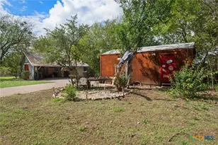 701 N Maple Ave, Hubbard, TX 76648 - Photo 27