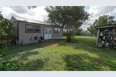 939 Pine Drive, Caldwell, TX 77836 - Photo 13