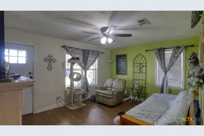 939 Pine Drive, Caldwell, TX 77836 - Photo 5