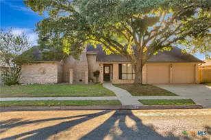 606 Santa Fe, Victoria, TX 77904 - Photo 1