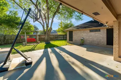 606 Santa Fe, Victoria, TX 77904 - Photo 27