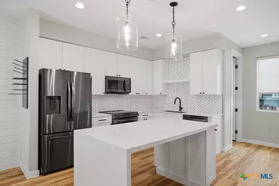 1208 N Academy Avenue #3204, New Braunfels, TX 78130 - Photo 11