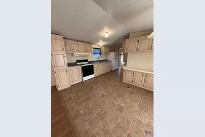 1215 Cypress Drive, Canyon Lake, TX 78133 - Photo 7
