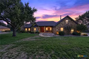604 Cliff Dr, Belton, TX 76513 - Photo 1