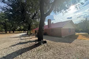 118 Sunny Ln, Gatesville, TX 76528 - Photo 23
