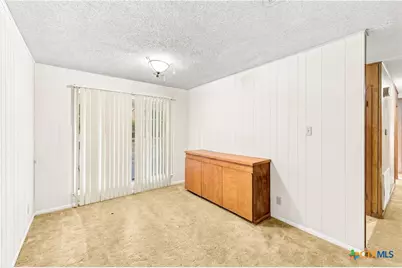 1210 E Gonzales Street, Yoakum, TX 77995 - Photo 15