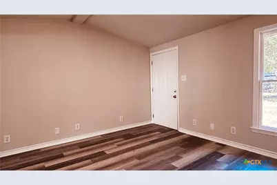 213 Romberg Street, Seguin, TX 78155 - Photo 21