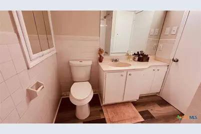 213 Romberg Street, Seguin, TX 78155 - Photo 31