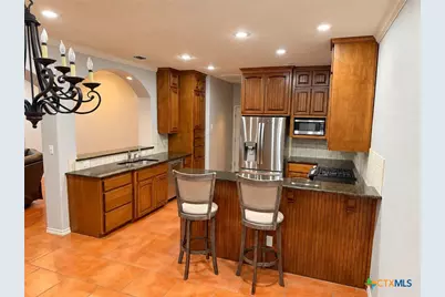 216 Amberglow Court, Victoria, TX 77904 - Photo 5