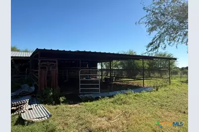 2607 Fm 318, Yoakum, TX 77995 - Photo 7