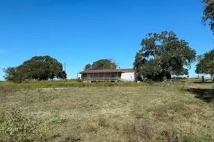 2607 FM318, Yoakum, TX 77995 - Photo 5