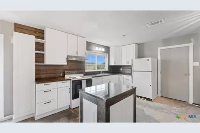 6616 Fm 725, New Braunfels, TX 78130 - Photo 17
