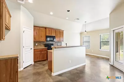 2015 Sungate Drive, New Braunfels, TX 78130 - Photo 5