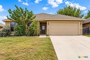 2015 Sungate Dr, New Braunfels, TX 78130 - Photo 1