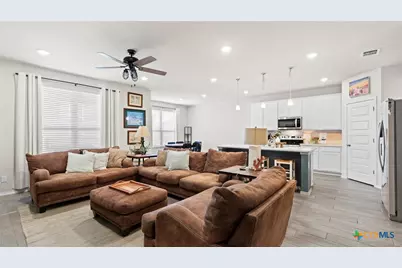 2437 Hiddenbrooke Trace, Seguin, TX 78155 - Photo 3