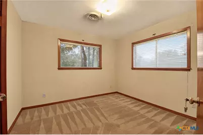 206 Cambridge, Victoria, TX 77905 - Photo 9