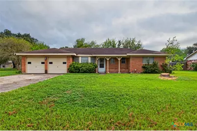 206 Cambridge, Victoria, TX 77905 - Photo 1