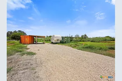1645 Scull Road, San Marcos, TX 78666 - Photo 11