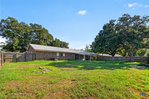 1008 Virgina St, Edna, TX 77957 - Photo 23